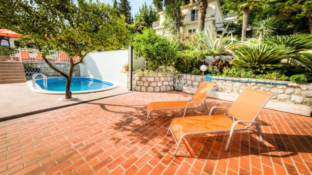 Guest House Villa Nina Mlini Exterior photo